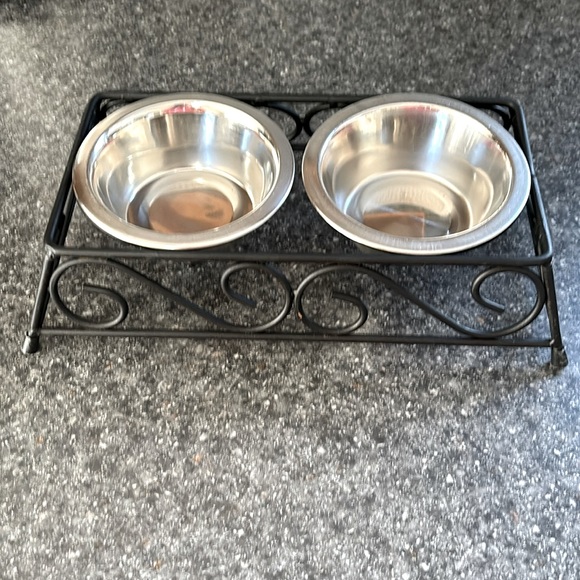 Other - 💕Bundle 10/$10💕Small Decorative Pet Dishes💕
